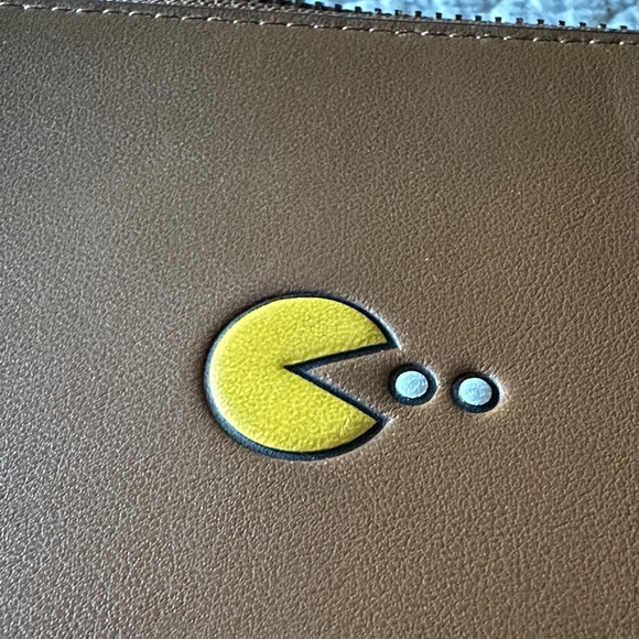 Coach saddle Brown Wallet with Yellow Pac-Man Motif - Picture 11 of 11